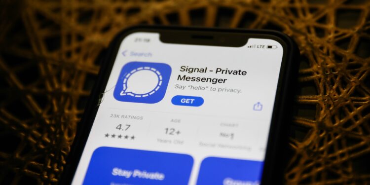 signal vs telegram