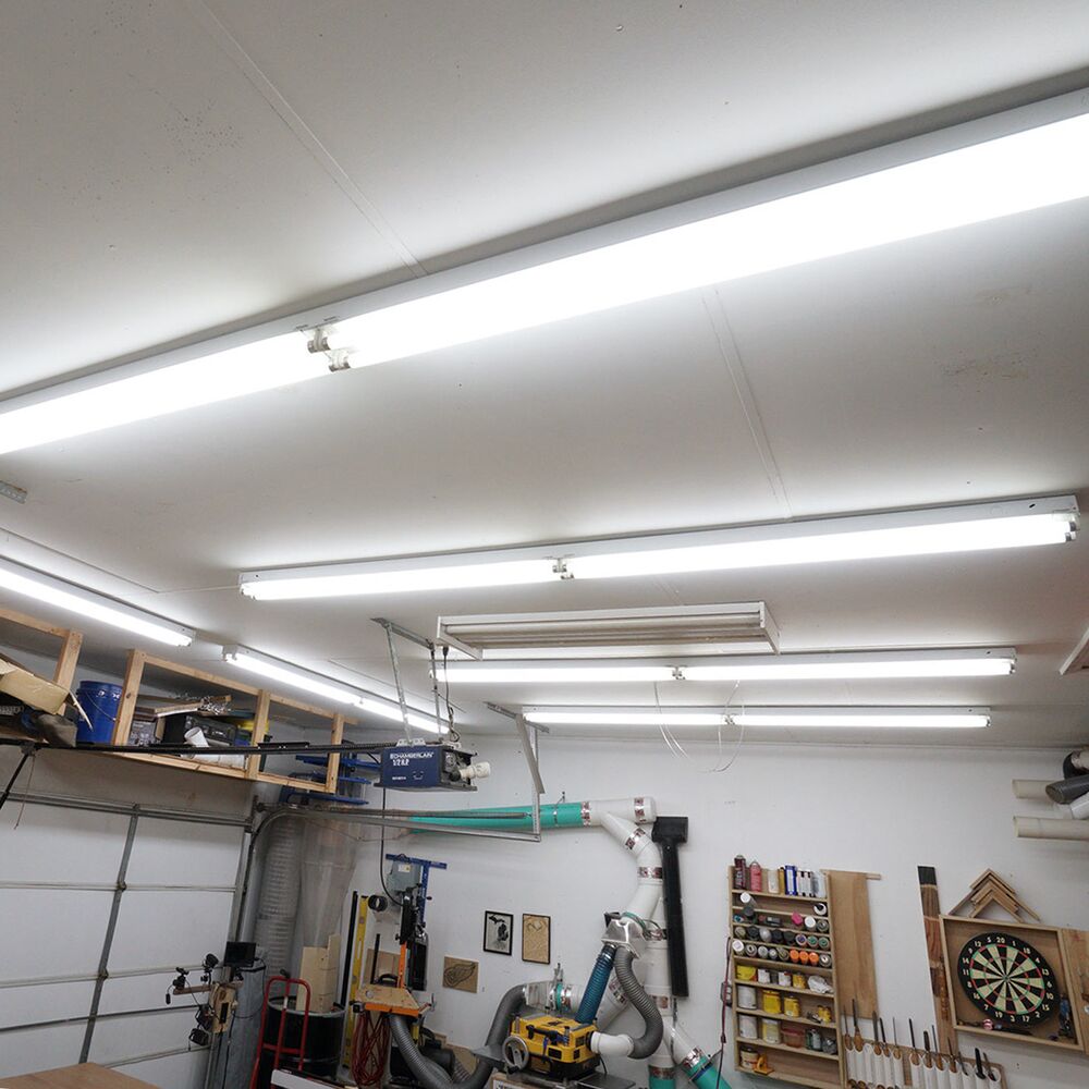 LED GARAGE LIGHT