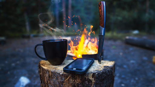3 Ways to Keep Your Gadgets Charged While Camping