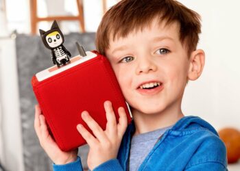 Factors to Consider When Choosing Tech Toys for Your Kids